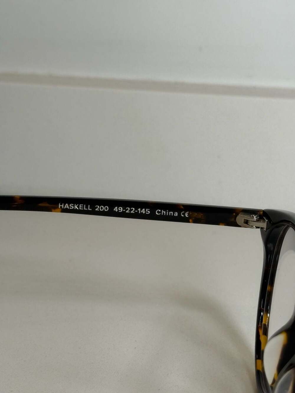 Warby Parker Percey 256 Eyeglasses in Tortoise Striped Sassafras 48-20-140 - Picture 9 of 9